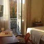 Affittacamere Pensjonat Eden 3*